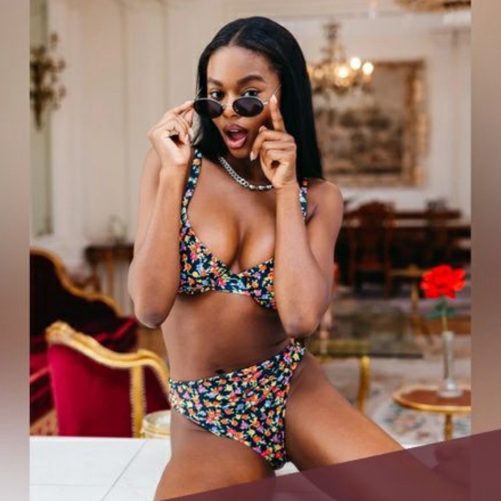 Skatie bikini in nirvana print